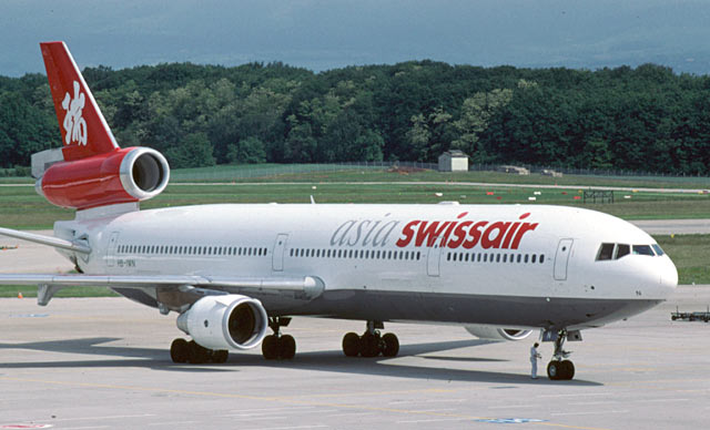 McDonnell Douglas MD-11 Swissair Asia